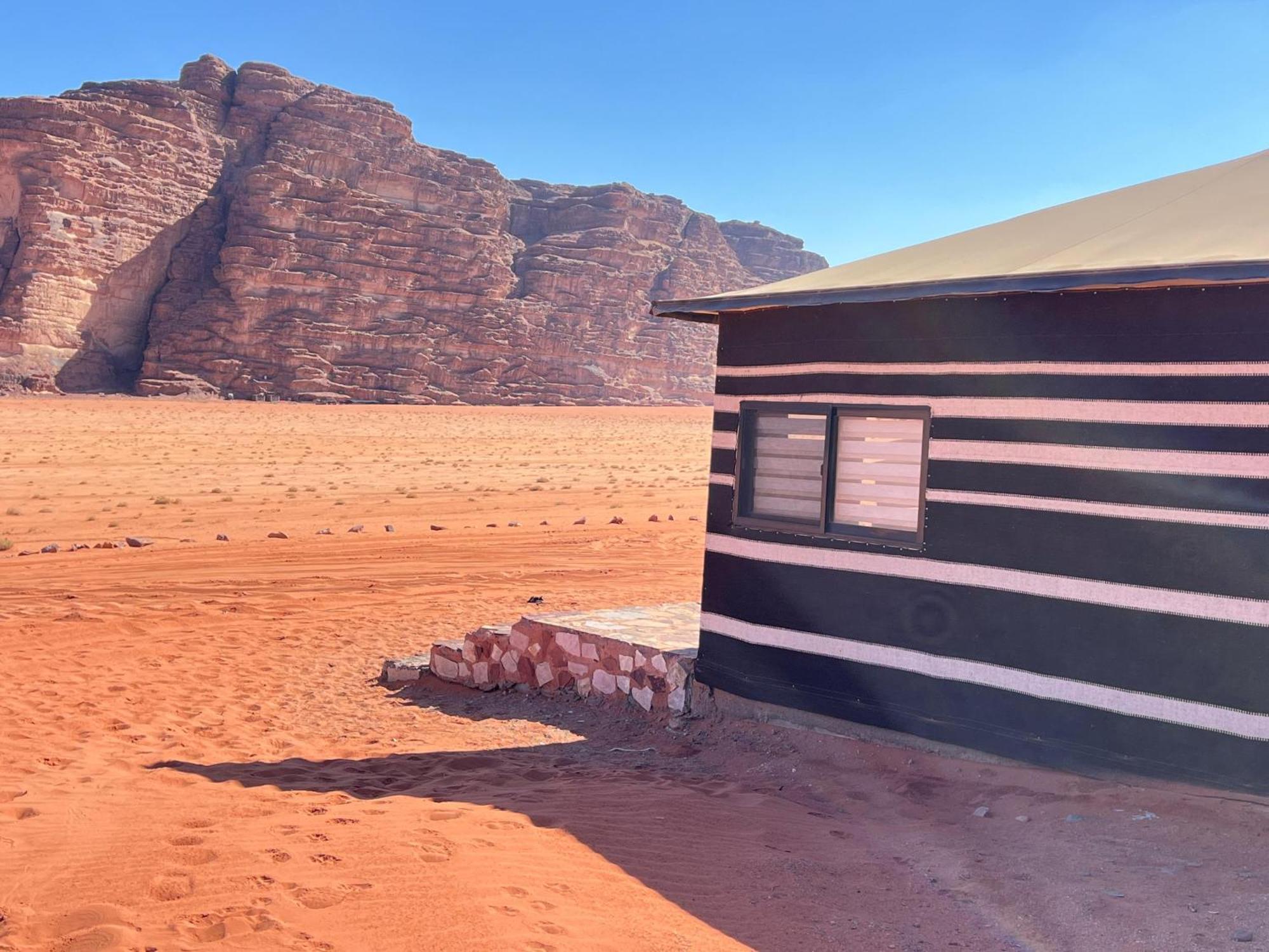 Milky Way Bedouin Camp Деревянный коттедж *